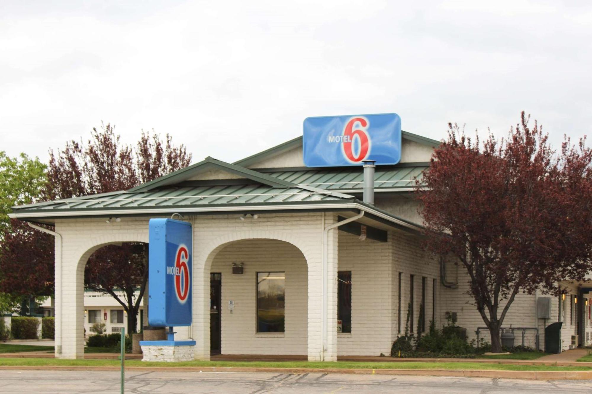 Motel 6-Ogden, Ut - 21St Street Zewnętrze zdjęcie